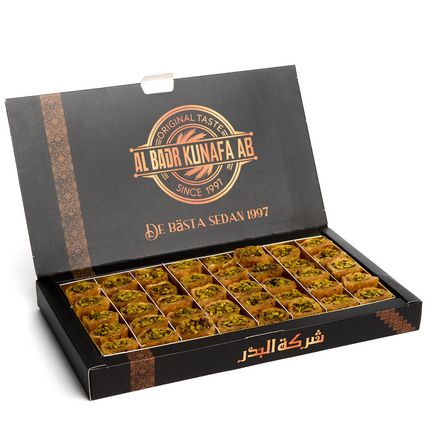 Kul och Shokur "Baklava with pistachio filling"